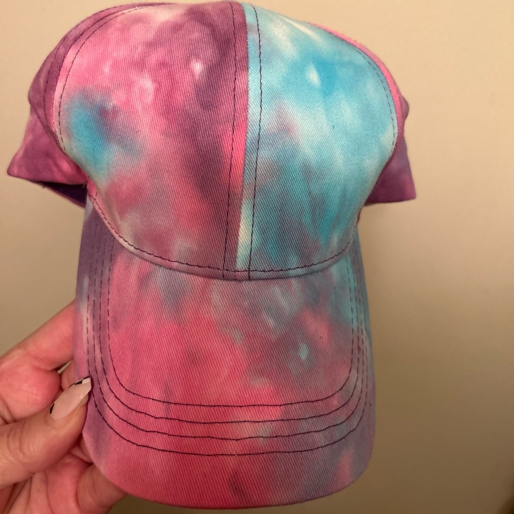 Adjustable baseball hat, no brand, boutique item, NWOT, mixture of colors